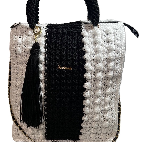 Boho Black and White Shoulder Handbag - Picture 1 of 5